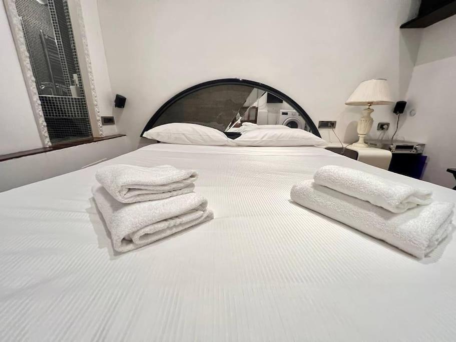 Old Town Florence- Love Apartment Esterno foto